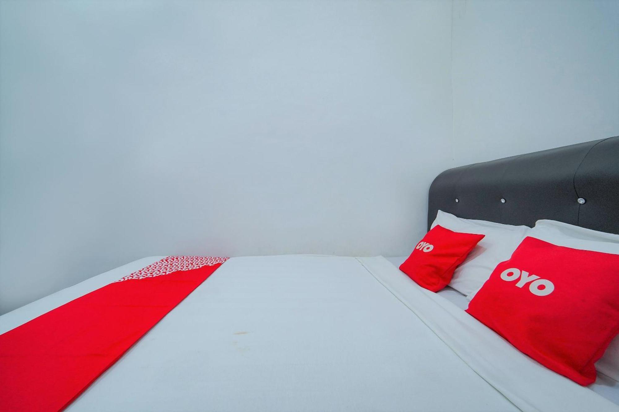 Oyo 89820 Sp Berlian Inn Sungai Petani Exteriör bild