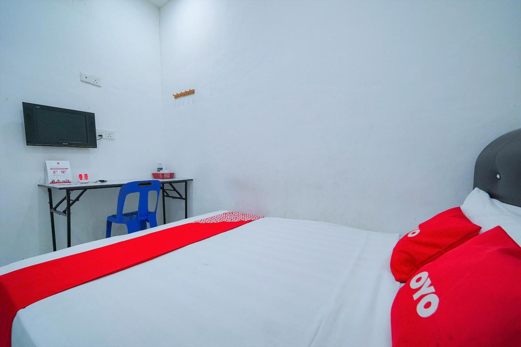 Oyo 89820 Sp Berlian Inn Sungai Petani Exteriör bild